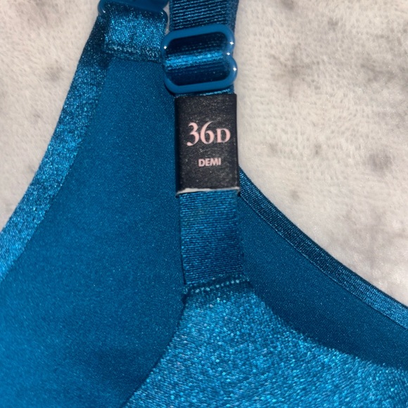 Incredible By Victoria’s Secret Lined Demi Teal Bra- 36D - Picture 4 of 6
